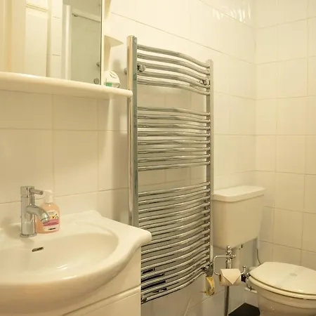 Timeless Elegance, 2 Bed In Historical Building St Gervais Apartment *